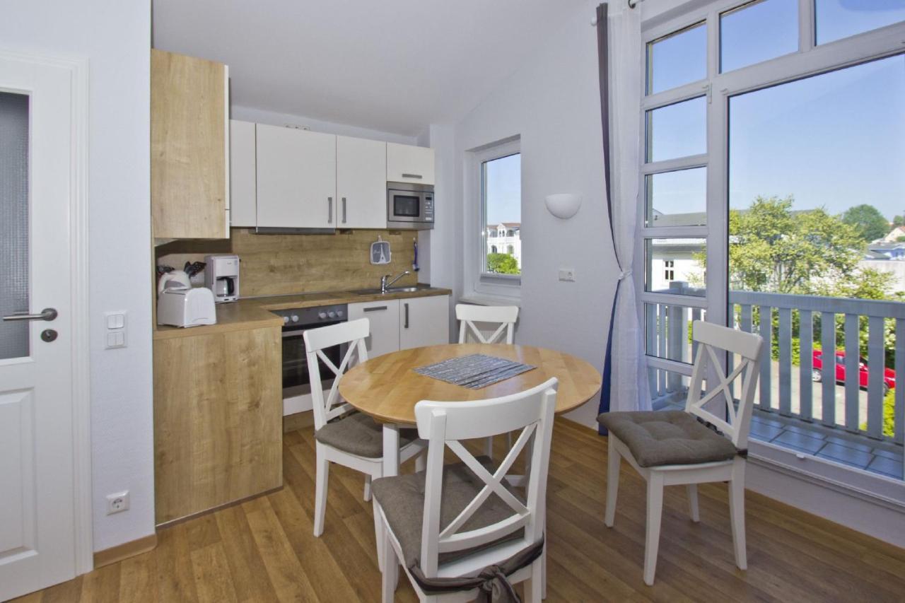 Mit Meerblick Und Balkon, Gratis Nutzung Vom Ahoi Erlebnisbad Und Sauna In Sellin - Meeresblick Fewo 48 Goehren  Ngoại thất bức ảnh